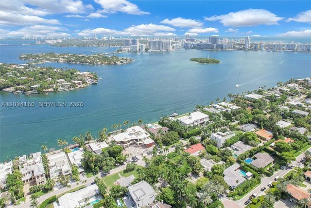 205 N Hibiscus Dr, Miami Beach, FL 33139