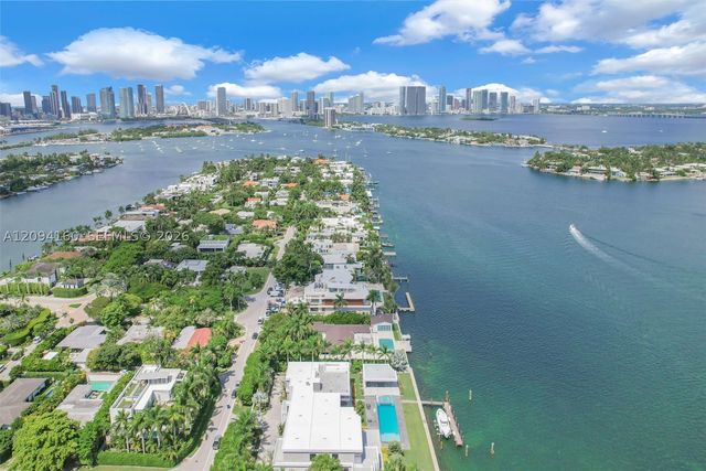 205 N Hibiscus Dr, Miami Beach, FL 33139