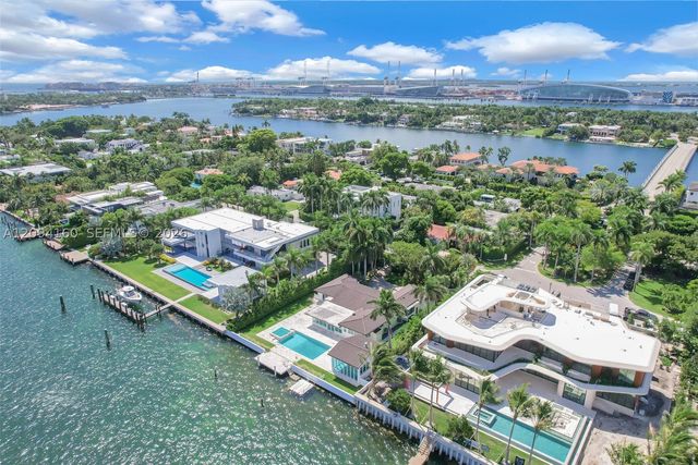 205 N Hibiscus Dr, Miami Beach, FL 33139