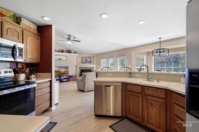 3962 N 2405 E, Twin Falls, ID 83328