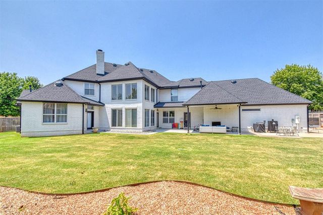 800 NW 145th Circle, Edmond, OK 73013
