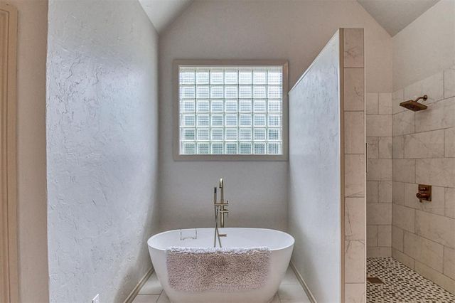 800 NW 145th Circle, Edmond, OK 73013