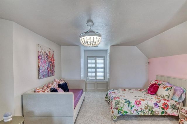 800 NW 145th Circle, Edmond, OK 73013
