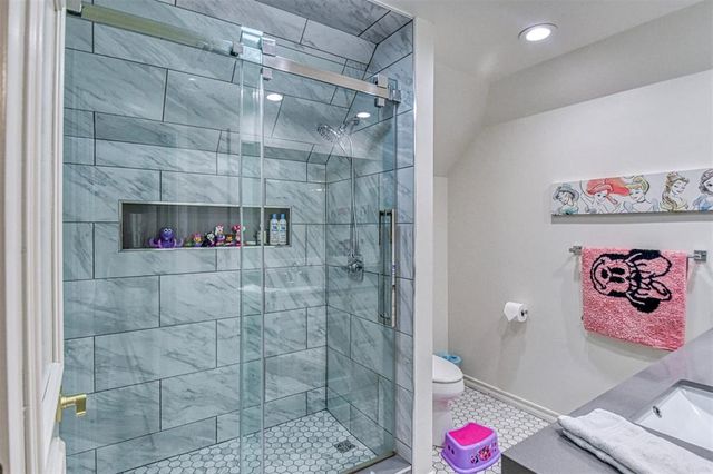 800 NW 145th Circle, Edmond, OK 73013