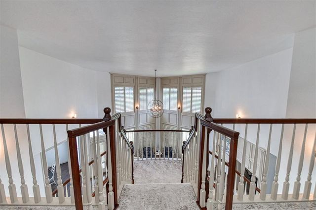 800 NW 145th Circle, Edmond, OK 73013