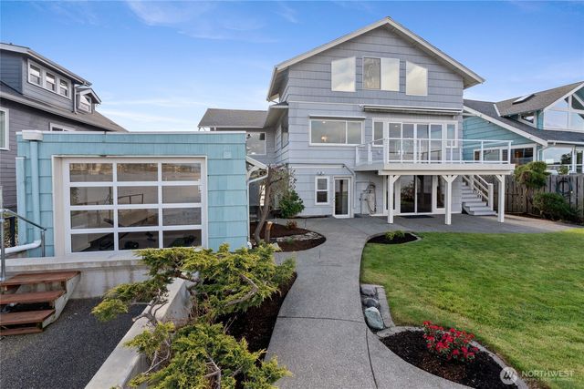 1834 Day Island Blvd W, University Place, WA 98466