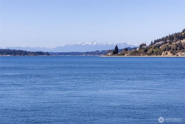1834 Day Island Blvd W, University Place, WA 98466