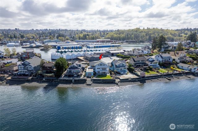 1834 Day Island Blvd W, University Place, WA 98466