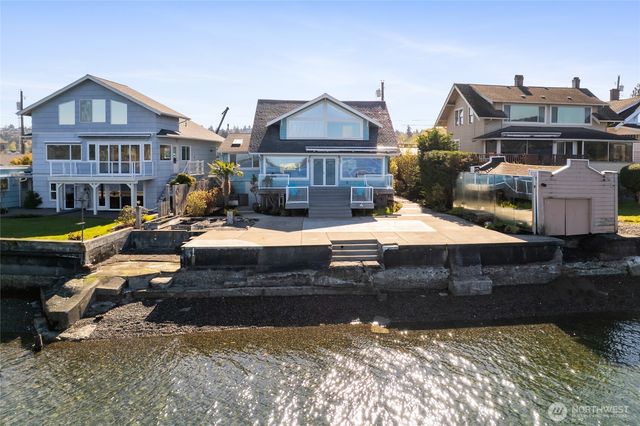 1834 Day Island Blvd W, University Place, WA 98466