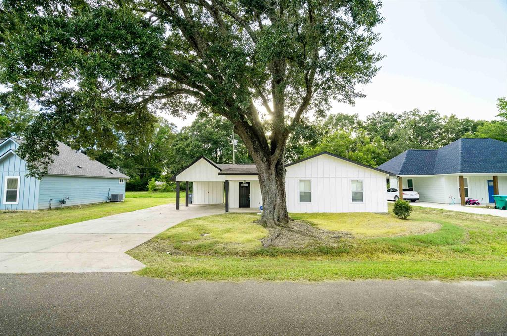 1265 Dr Mlk Jr Ln, Baker, LA 70714