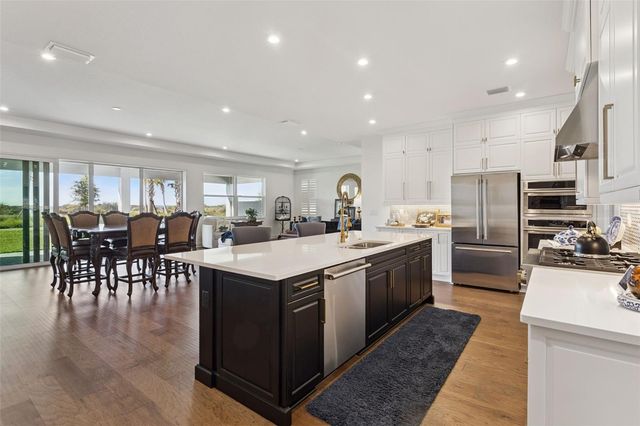 1609 BELLAGIO LOOP, Tavares, FL 32778