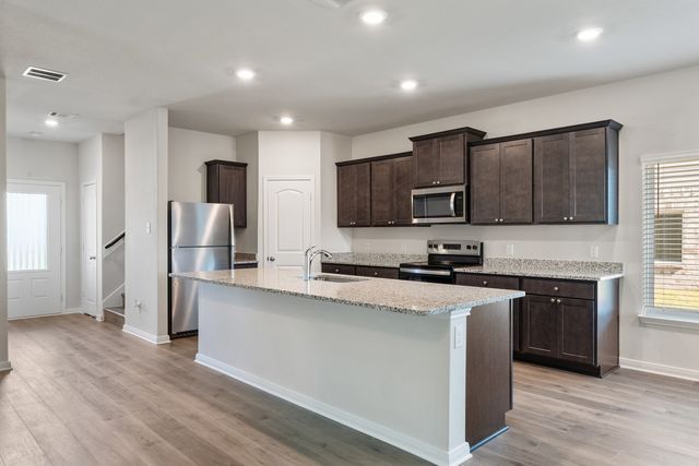 1000 Camelia Grove Court, Hutchins, TX 75141