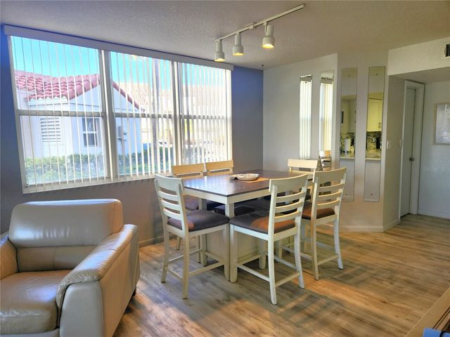 5901 BAHIA DEL MAR CIRCLE 124, St Petersburg, FL 33715