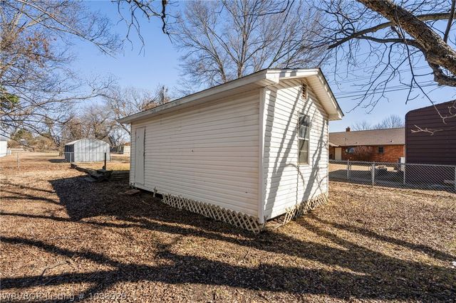 617 Harriet Street, Sallisaw, OK 74955