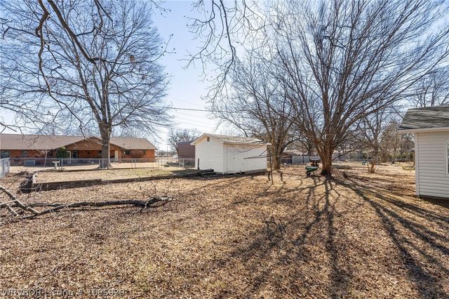 617 Harriet Street, Sallisaw, OK 74955