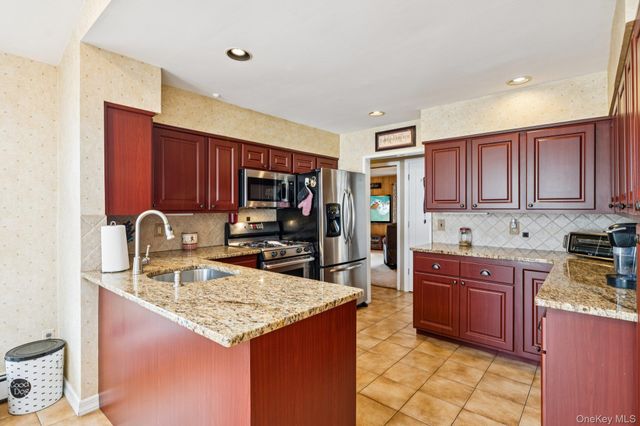 2846 Morgan Drive, Wantagh, NY 11793