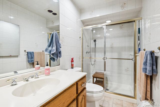 2846 Morgan Drive, Wantagh, NY 11793