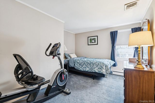 2846 Morgan Drive, Wantagh, NY 11793