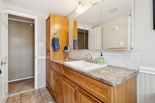 2846 Morgan Drive, Wantagh, NY 11793