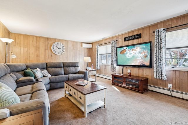 2846 Morgan Drive, Wantagh, NY 11793