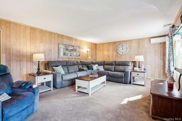 2846 Morgan Drive, Wantagh, NY 11793