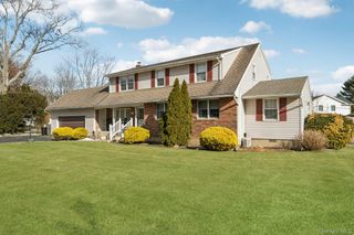 2846 Morgan Drive, Wantagh, NY 11793