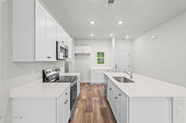 1033 Harbor Drive, Calabash, NC 28467