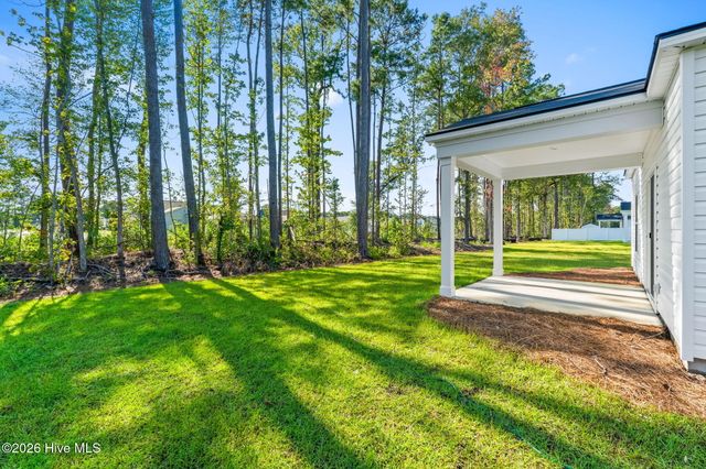 1033 Harbor Drive, Calabash, NC 28467