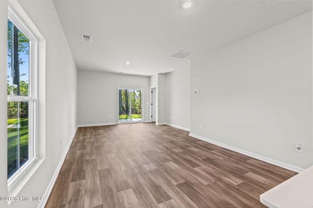 1033 Harbor Drive, Calabash, NC 28467