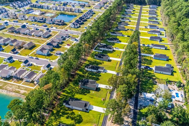 1033 Harbor Drive, Calabash, NC 28467