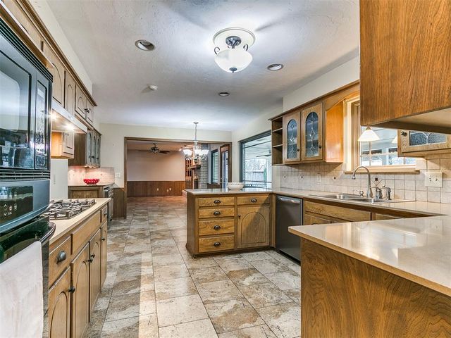 113 W Ranchwood Court, Oklahoma City, OK 73139