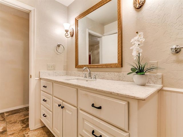 113 W Ranchwood Court, Oklahoma City, OK 73139