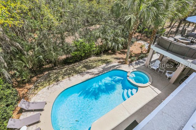 3 Laurel Ln, Hilton Head Island, SC 29928