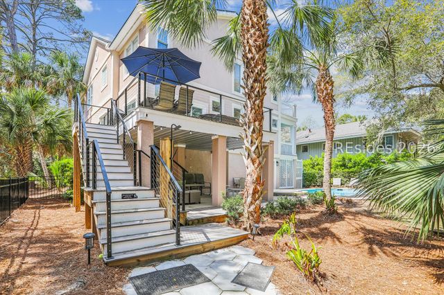 3 Laurel Ln, Hilton Head Island, SC 29928