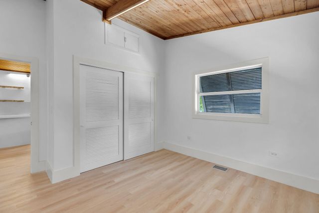 178 Coral Avenue, Plantation Key, FL 33070