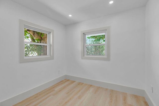 178 Coral Avenue, Plantation Key, FL 33070