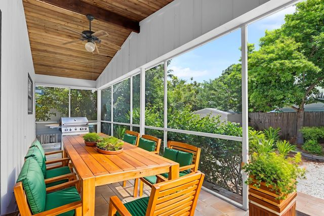 178 Coral Avenue, Plantation Key, FL 33070