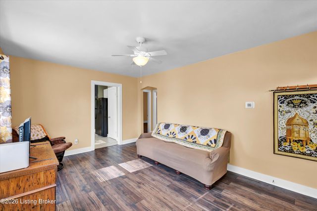 722 Brentwood Ave, Louisville, KY 40215