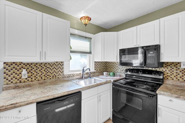 722 Brentwood Ave, Louisville, KY 40215