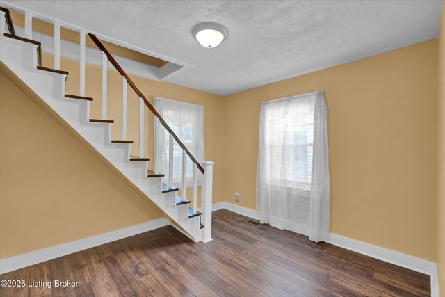 722 Brentwood Ave, Louisville, KY 40215
