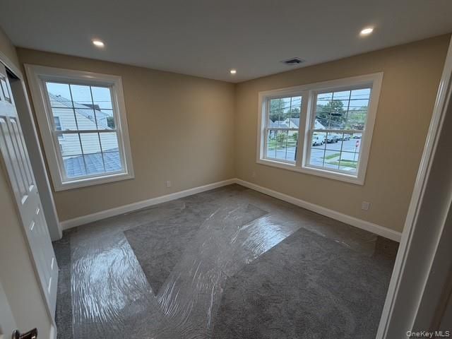 36 William Street, Copiague, NY 11726