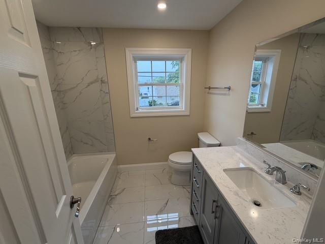 36 William Street, Copiague, NY 11726