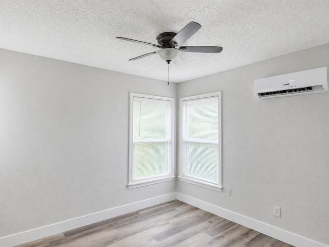 1817-1819 Brittain Street, Fort Worth, TX 76111