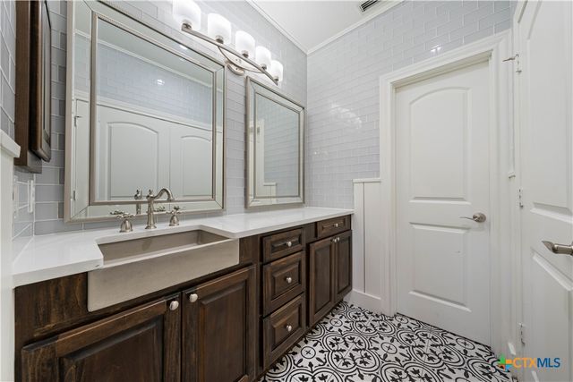 1628 Old Boerne Road, Bulverde, TX 78163