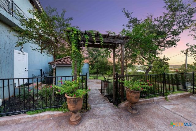 1628 Old Boerne Road, Bulverde, TX 78163