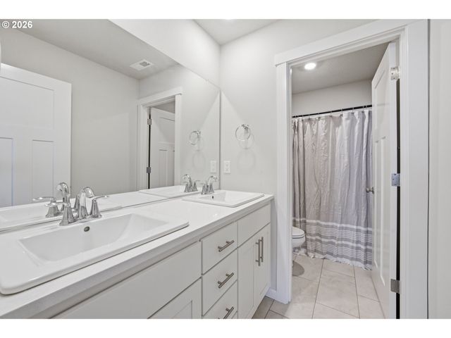 2847 Nw WILLIAM Dr, Mc Minnville, OR 97128
