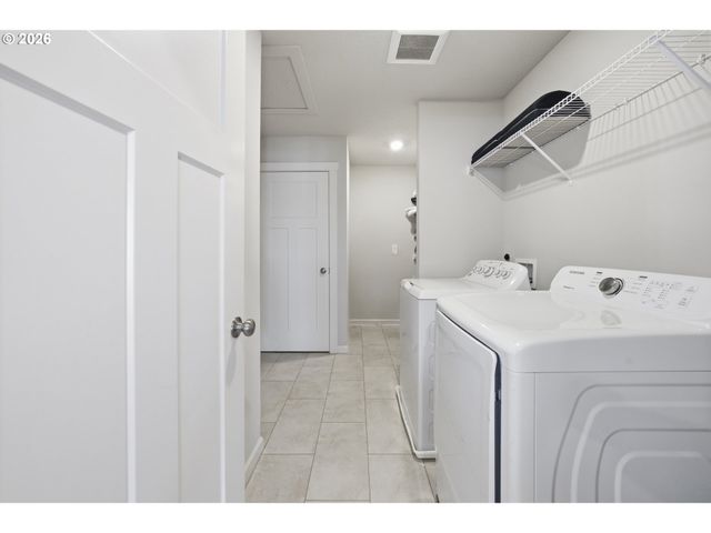 2847 Nw WILLIAM Dr, Mc Minnville, OR 97128
