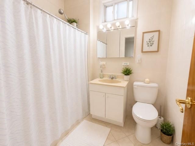 1752 Mahan Avenue, Bronx, NY 10461