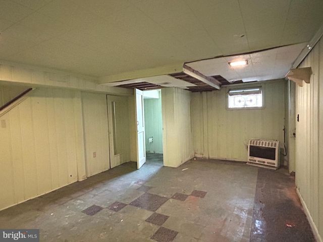 1715 GIRARD ST NE, Washington, DC 20018
