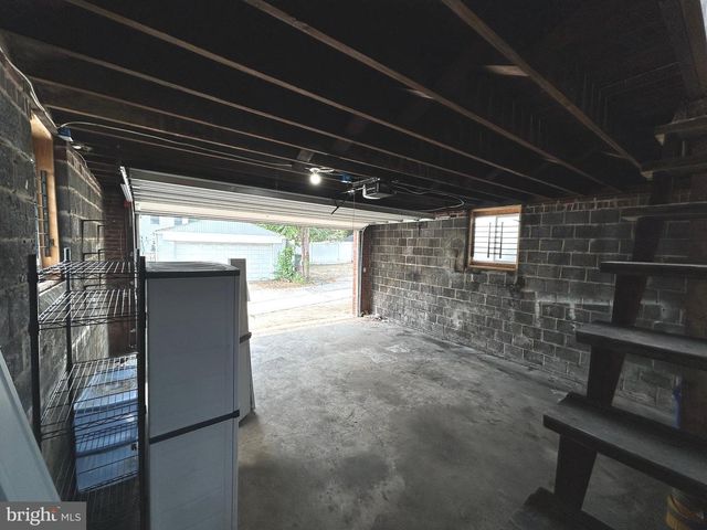 1715 GIRARD ST NE, Washington, DC 20018